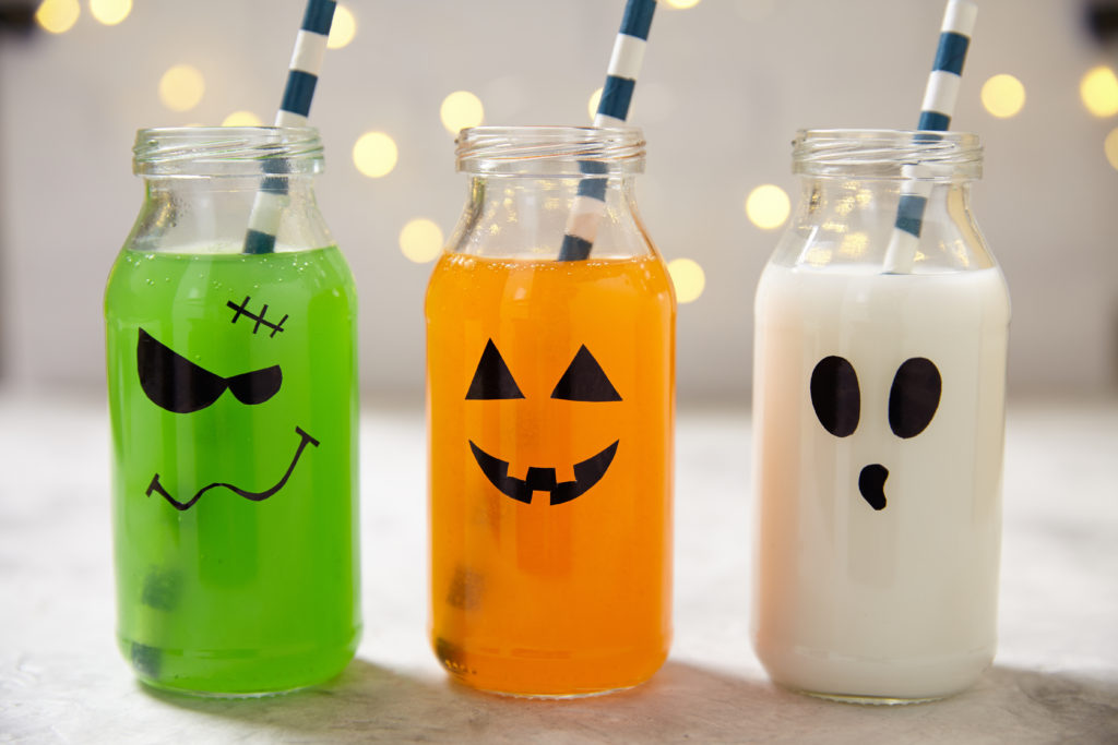 10 Must-Have Things Every Kids Halloween Party Needs